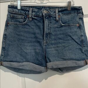 Old Navy O.G. High Rise Jean Shorts Women’s Size 10 Blue Cuffed Denim